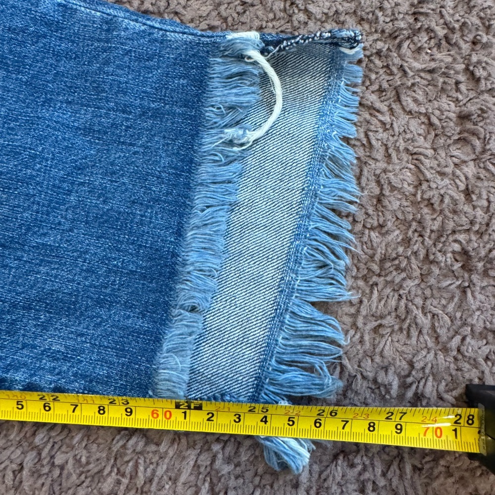 2 FOR $25 Cello Destructed Raw Hem Crop High Rise Jeans Ripped Destroyed 11 30 - Picture 5 of 7